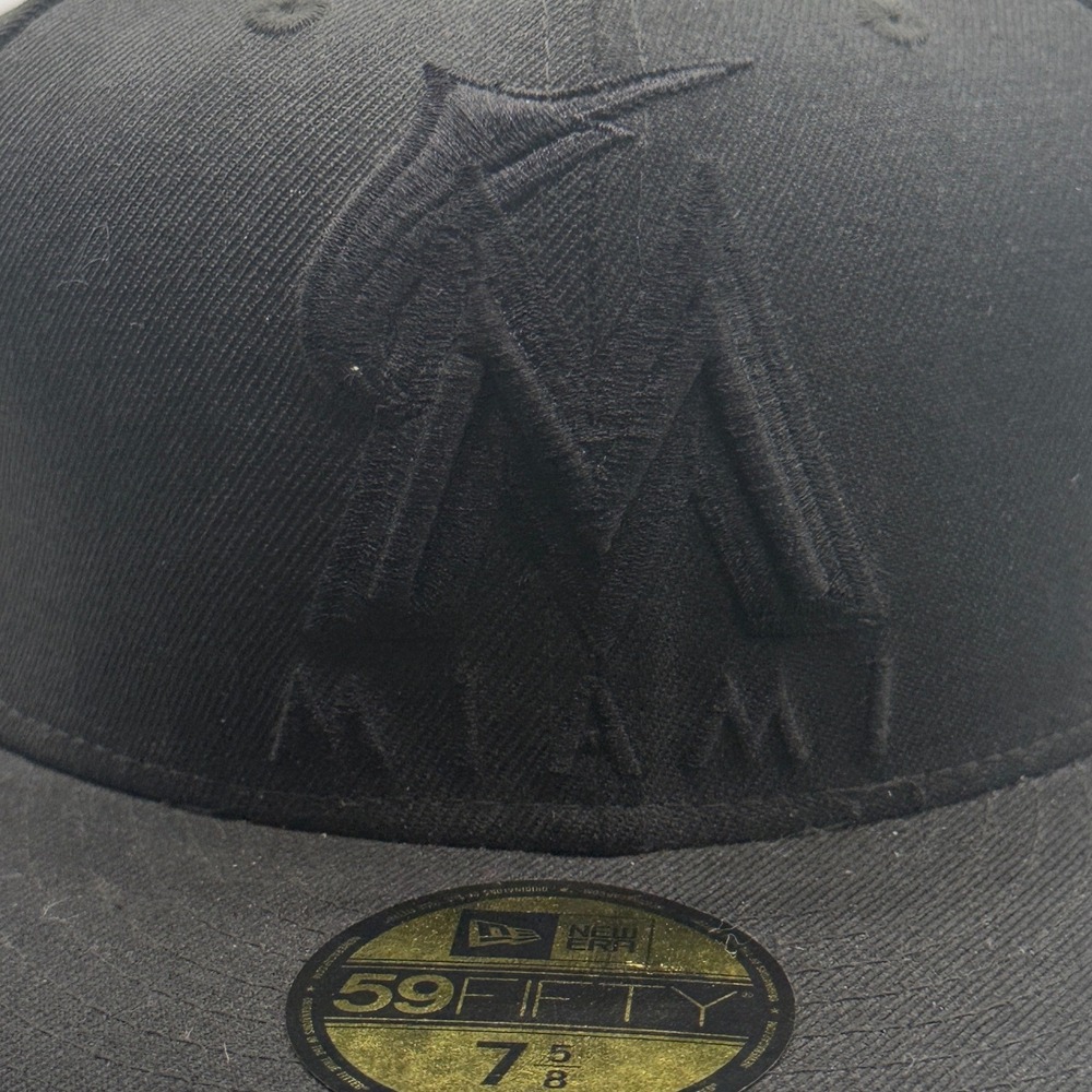 New Era 59FIFTY Miami Marlins MLB Fitted Hat Black on Black 7 5/8 Wool Cap